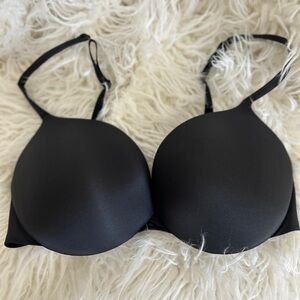 SKIMS Ultimate Collection Push Up Plunge Bra Onyx